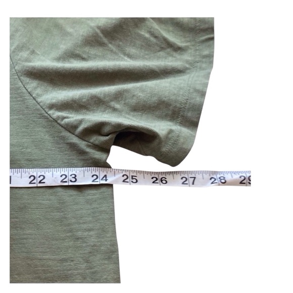 Levi’s Standard Pocket Tee – Army Green (XXL) big & tall plus size like new - Picture 5 of 7
